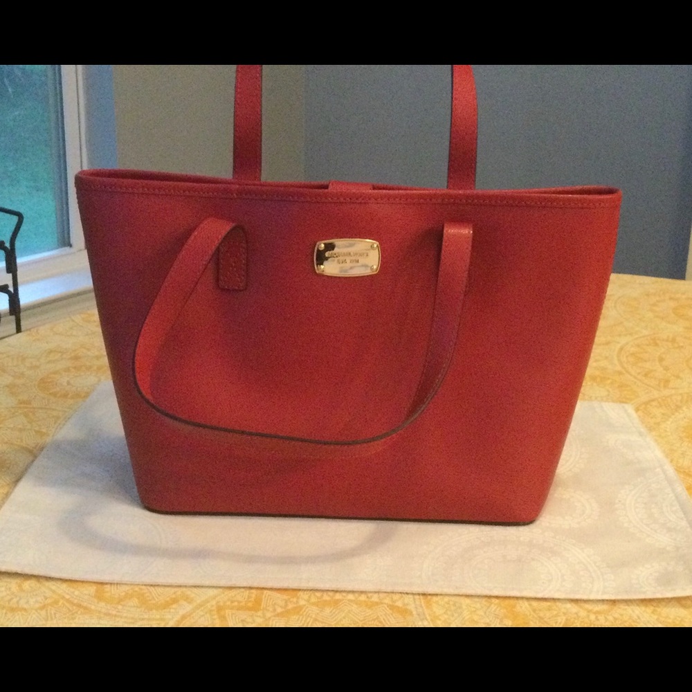 NWT Michael Kors genuine leather small Travel Tote